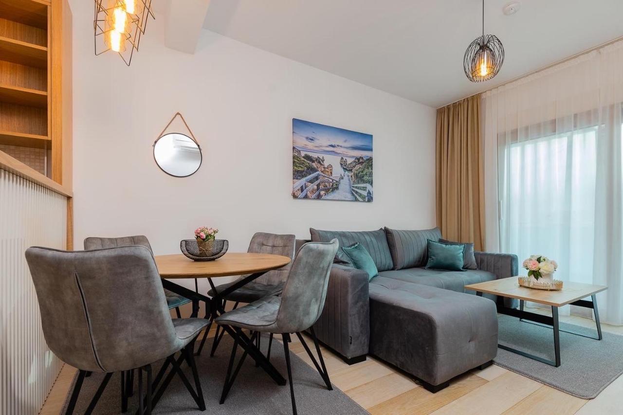 Vujanovic Apartments Sveti Stefan Exteriör bild